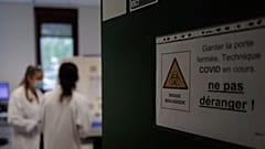 COVID-19: Париж - в зоне наивысшего риска 