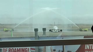 Primer vuelo internacional en Lima tras 7 meses de cierre de fronteras por la COVID-19