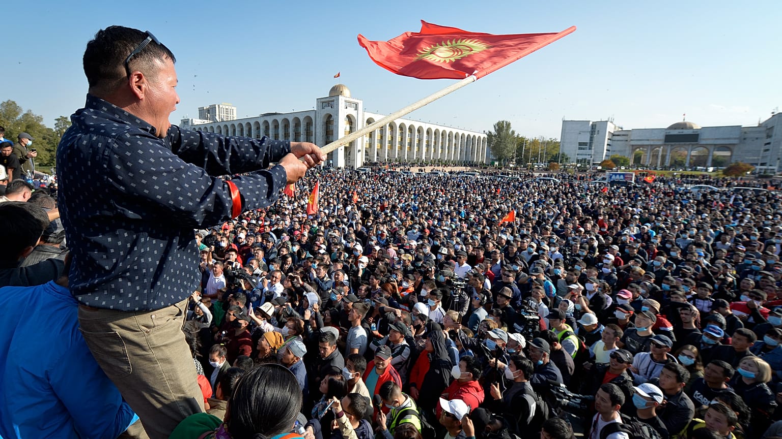 Акция протеста в Бишкеке 5 октября 2020