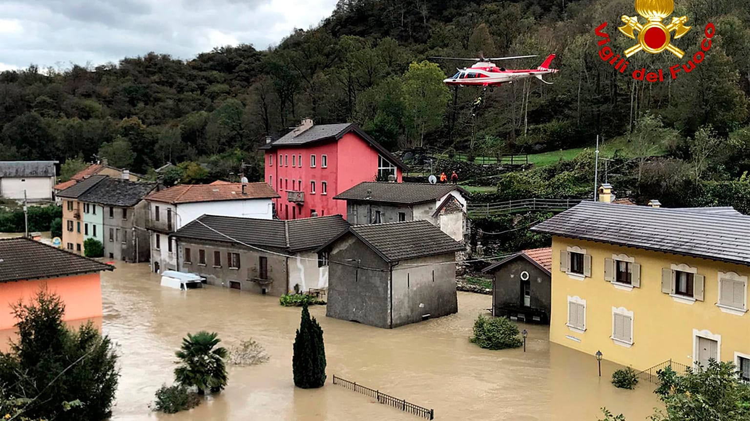 Una immagine difficile da dimenticare: Ornavasso (Verbano-Cusio-Ossola). 