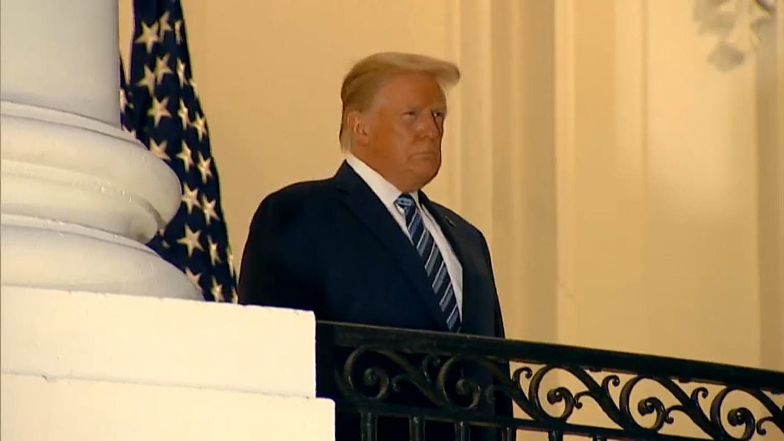 Donald Trump, a su llegada el lunes a la Casa Blanca