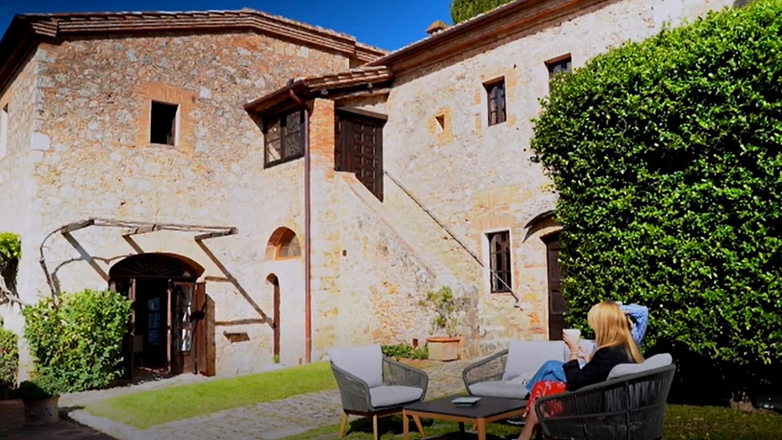 Tourists have been welcomed to hide away from the pandemic in a Tuscany castle