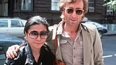 John Lennon y Yoko Ono llegan al estudio de grabación The Hit Factory, Nueva York, 22 de agosto de 1980,