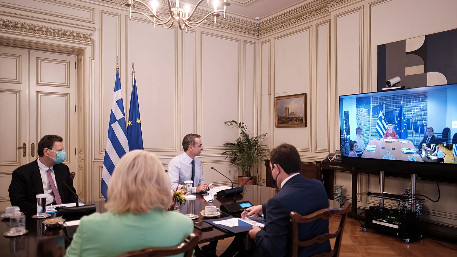 Τηλεπικοινωνία του Κυριάκου Μητσοτάκη με την Ούρσουλα φον ντερ Λάιεν