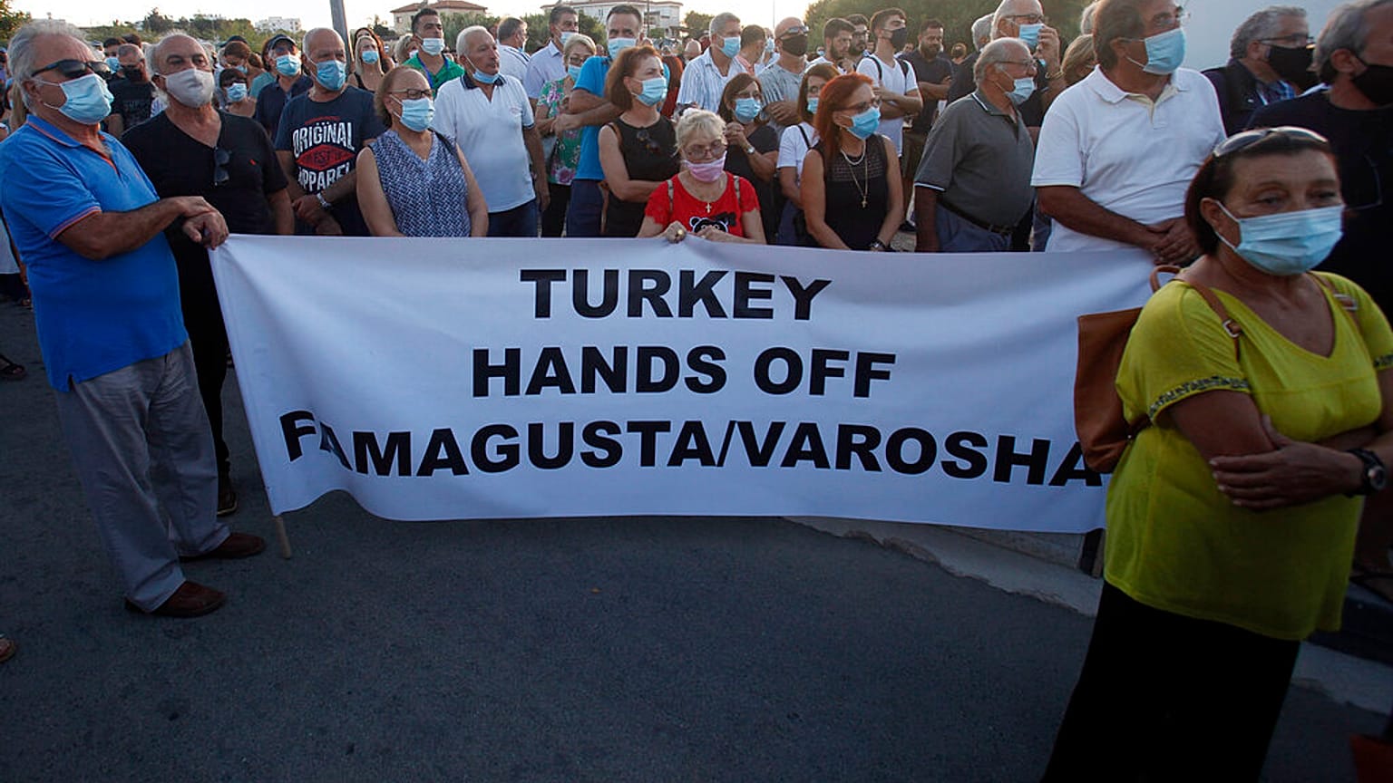 Διαδήλωση για το άνογμα των Βαροσίων 