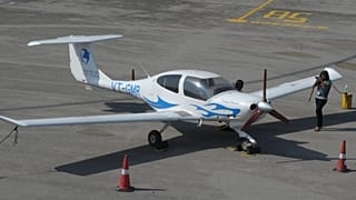 طائرة سياحية من نوع DA40