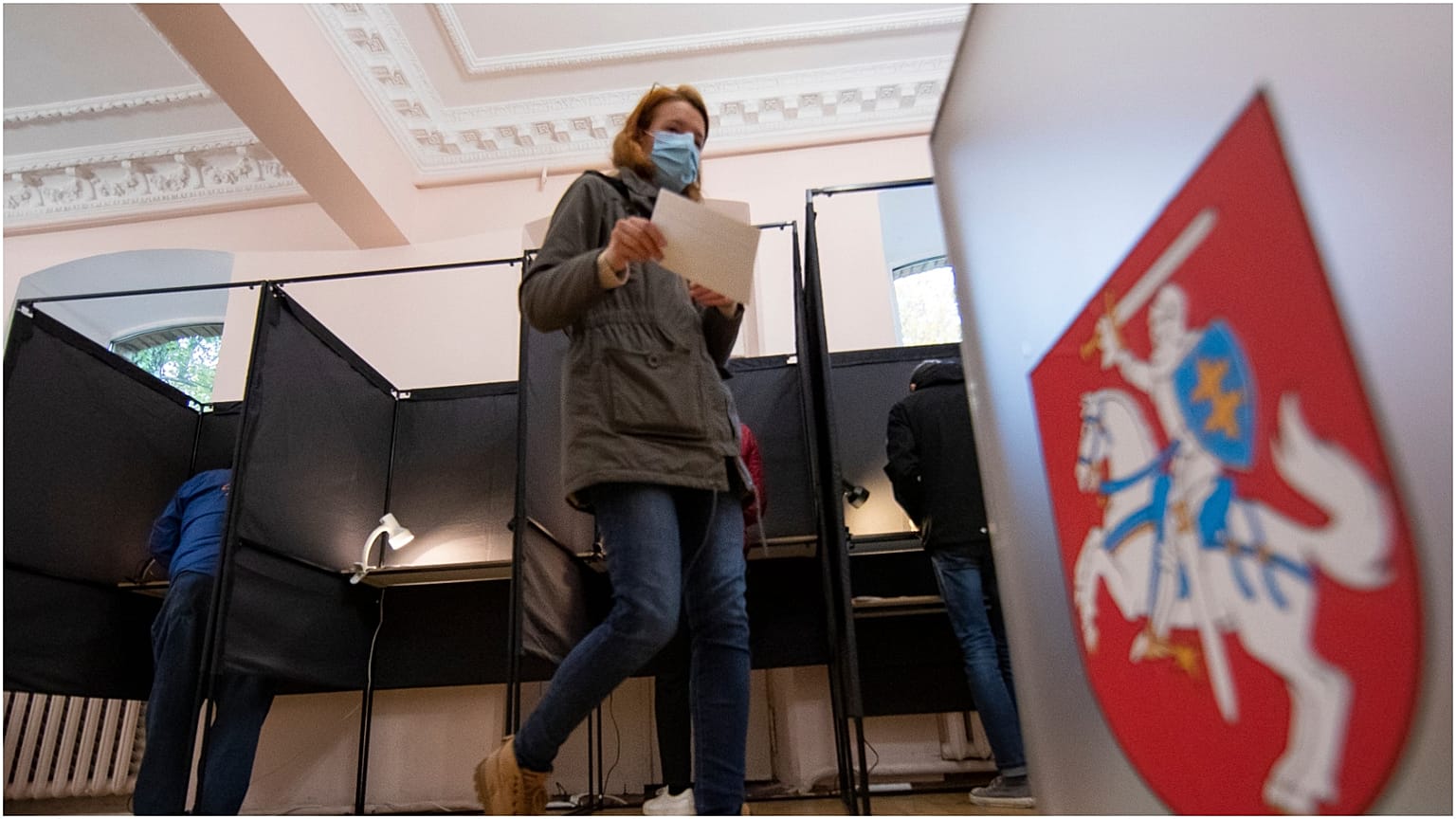 Λιθουανία: Εκλογές με στυλό από το... σπίτι