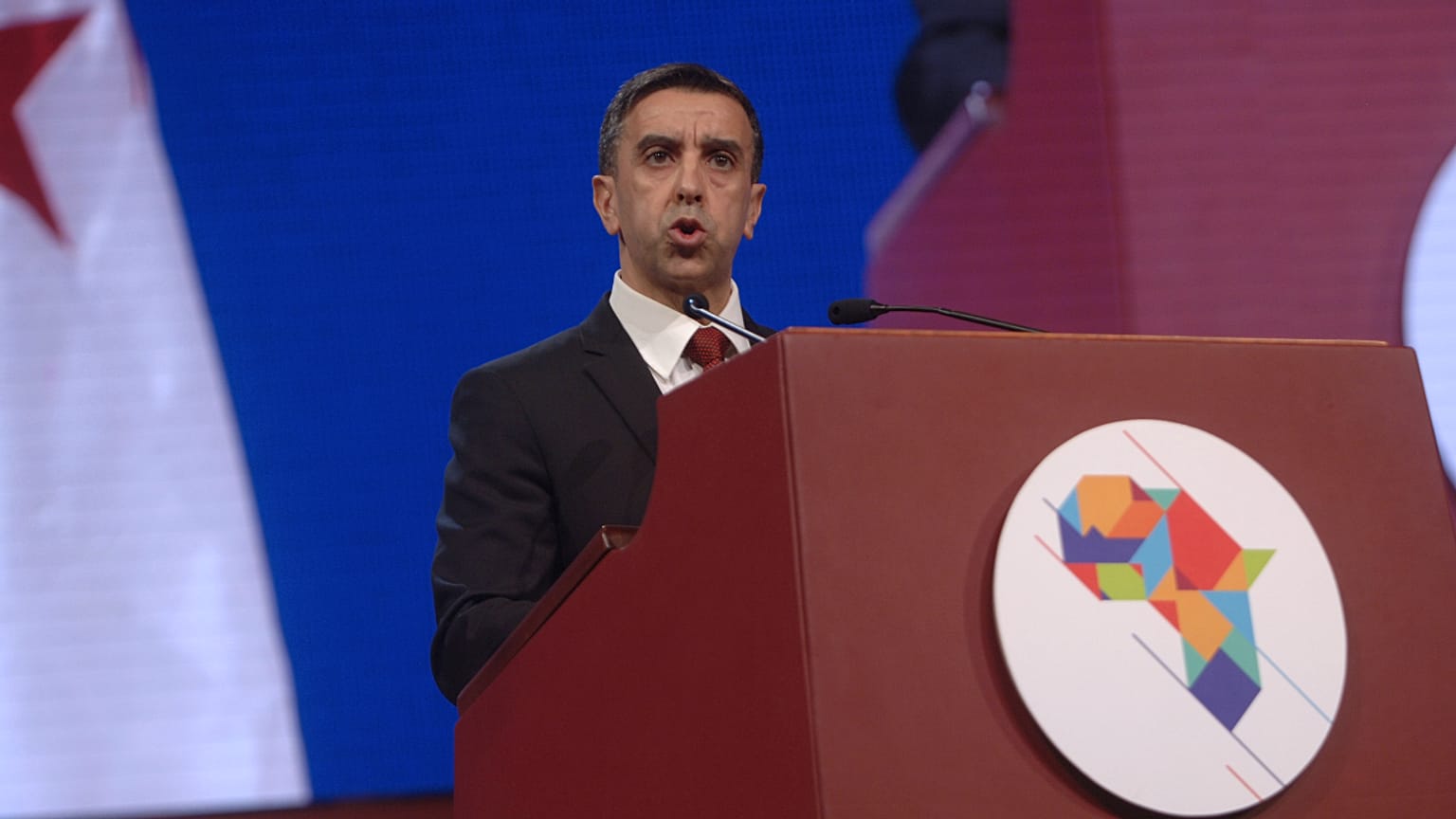علي حدّاد