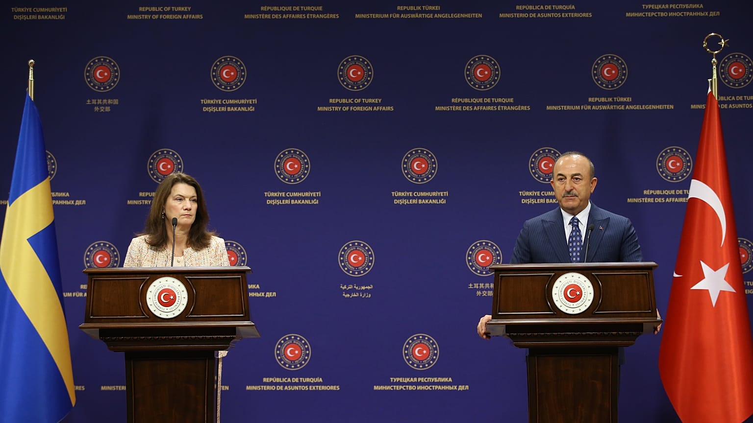 Dışişleri Bakanı Mevlüt Çavuşoğlu İsveçli mevkidaşı Ann Lİnde ile ortak basın toplantısında