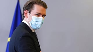 ΣΕΜΠΑΣΤΙΑΝ ΚΟΥΡΤΣ