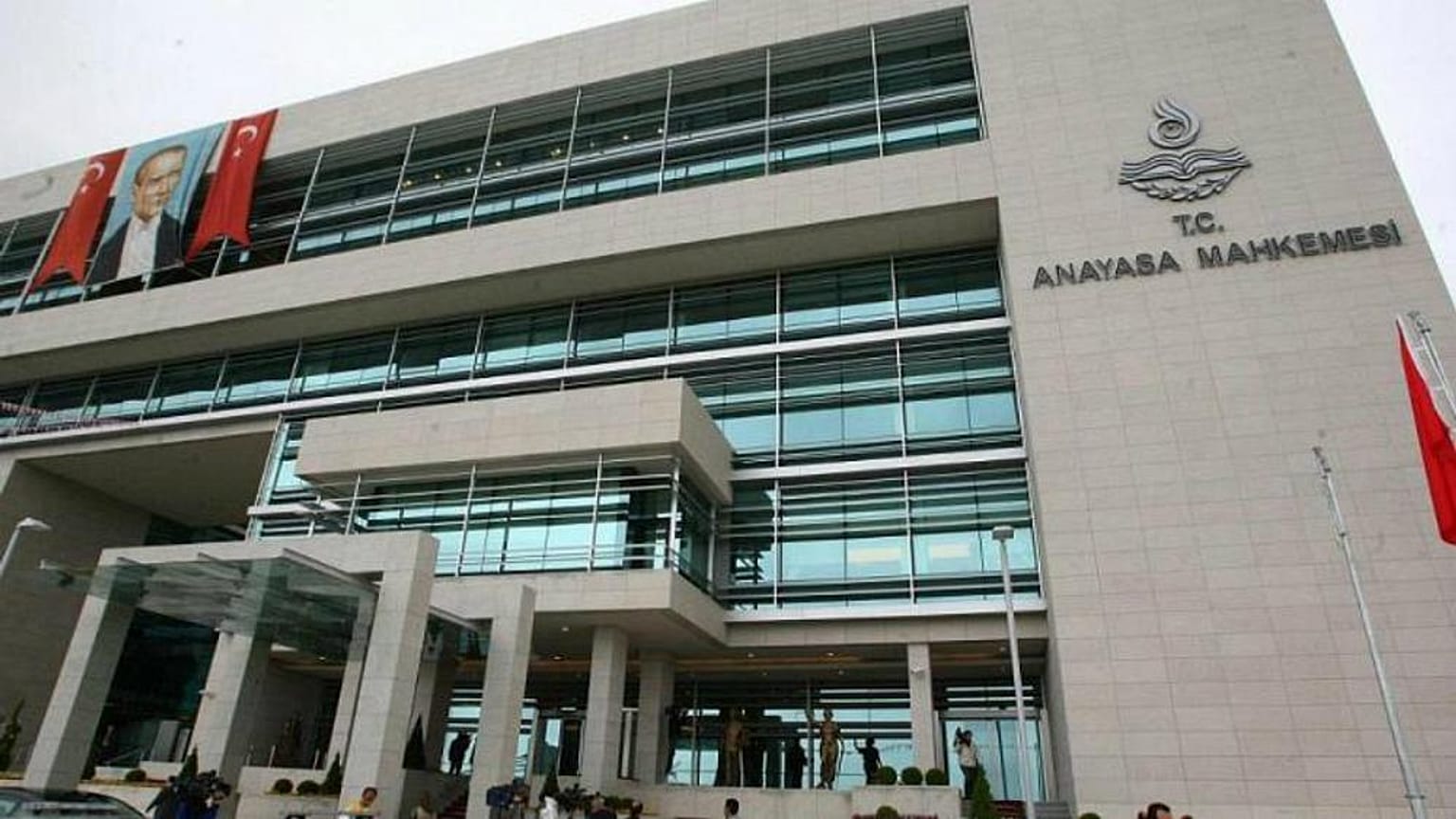 Anayasa Mahkemesi Genel Kurulu Kavala'nın başvurusunu daha sonra ele alacak