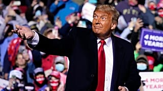 الرئيس الأميركي ترامب خلال تجمع انتخابي