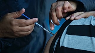 Facebook запретит рекламу с критикой вакцинации