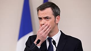 French Minister for Solidarity and Health Olivier Veran during a press conference in Paris on March 28, 2020.