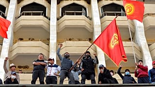 Kırgızistan protestolar