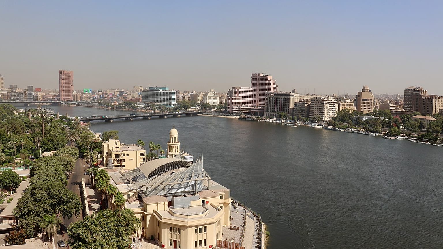القاهرة