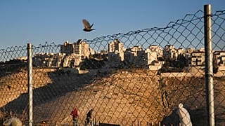 عمليات بناء في إحدى المستوطنات الإسرائيلية 