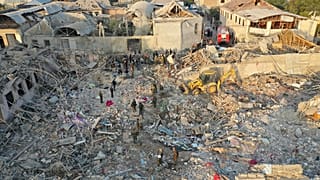 Azerbaycan, Gence kentinin bombalandığını ve 12 kişinin hayatını kaybettiğini duyurdu