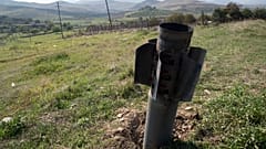 Konflikt um Berg-Karabach: Im Schützengraben mit armenischen Soldaten