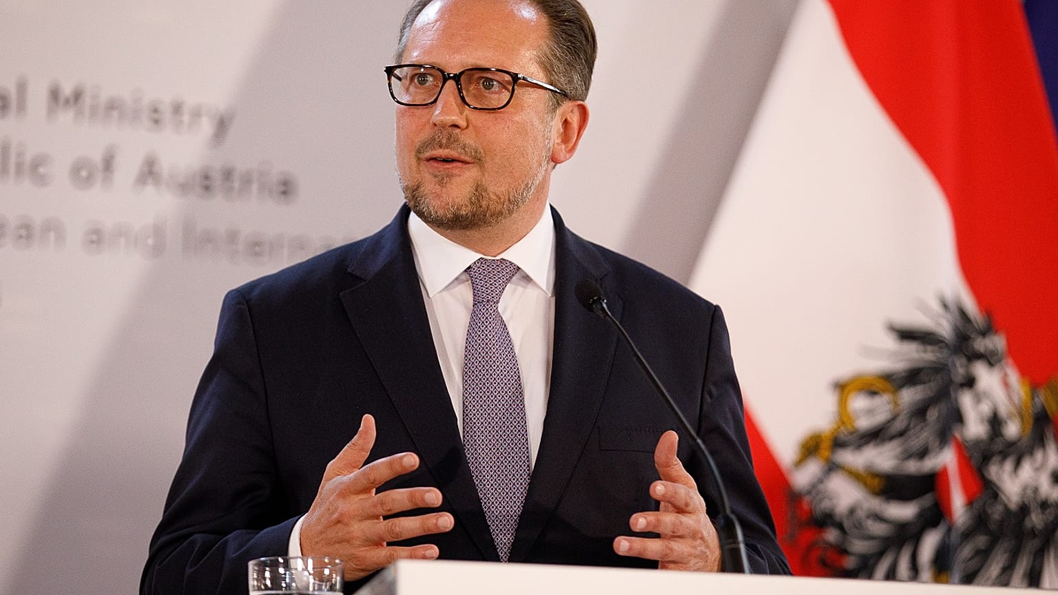 FLORIAN WIESER/EPA