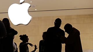 إحدى نقاط البيع التابعة لشركة آبل