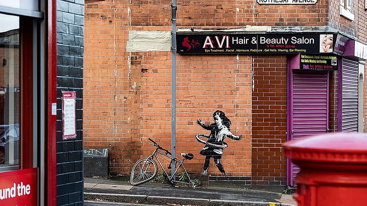Banksy'nin resmi hesabında yayımlanan son eserinden bir kare.