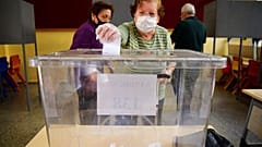 Los turcochipriotas votan en la segunda vuelta de las presidenciales