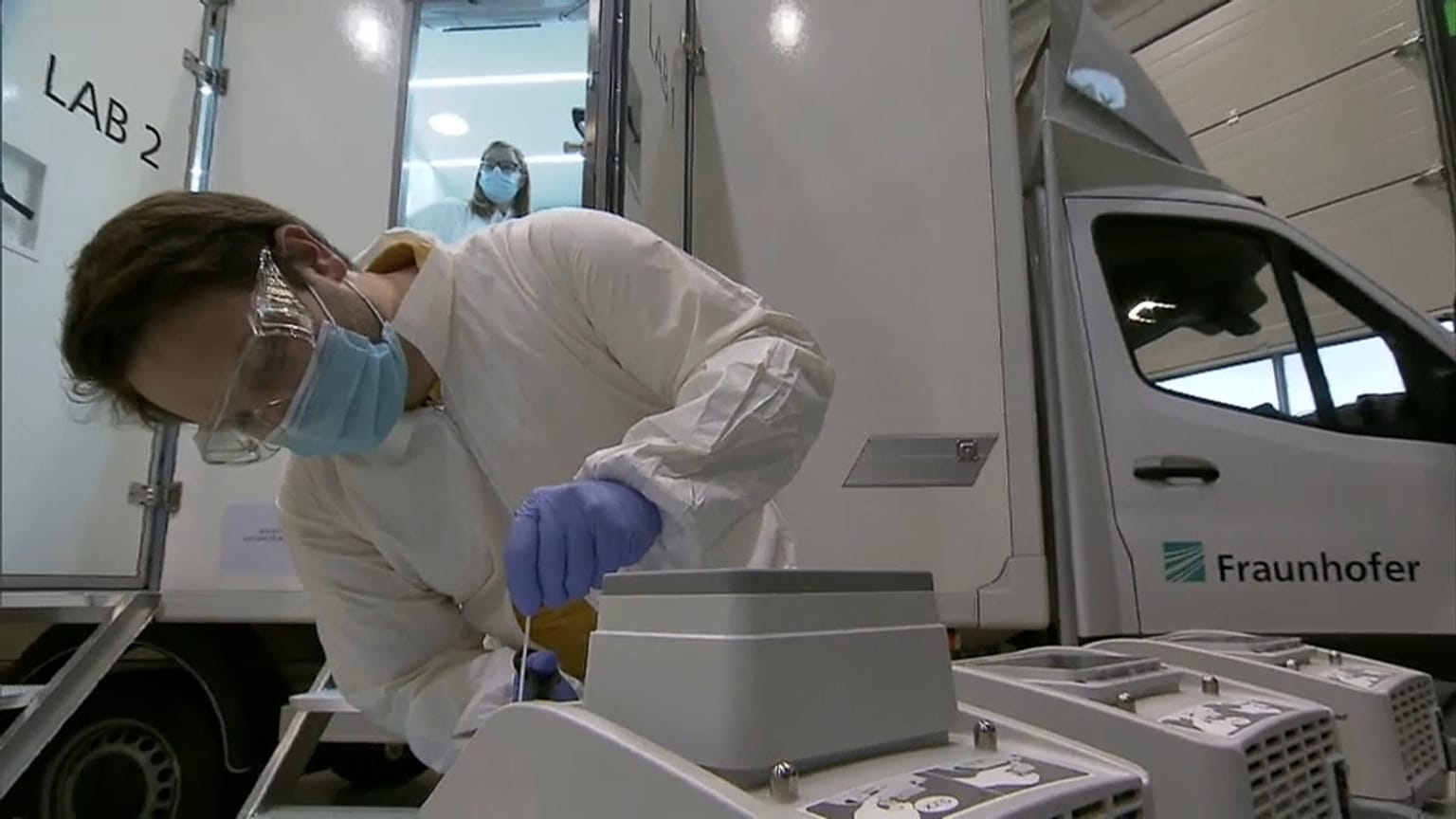 Covid: a Dresda si sperimenta il "furgone-test", per tamponi rapidi
