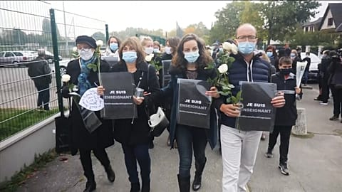 Homenaje al profesor asesinado cerca de París por mostrar caricaturas de Mahoma