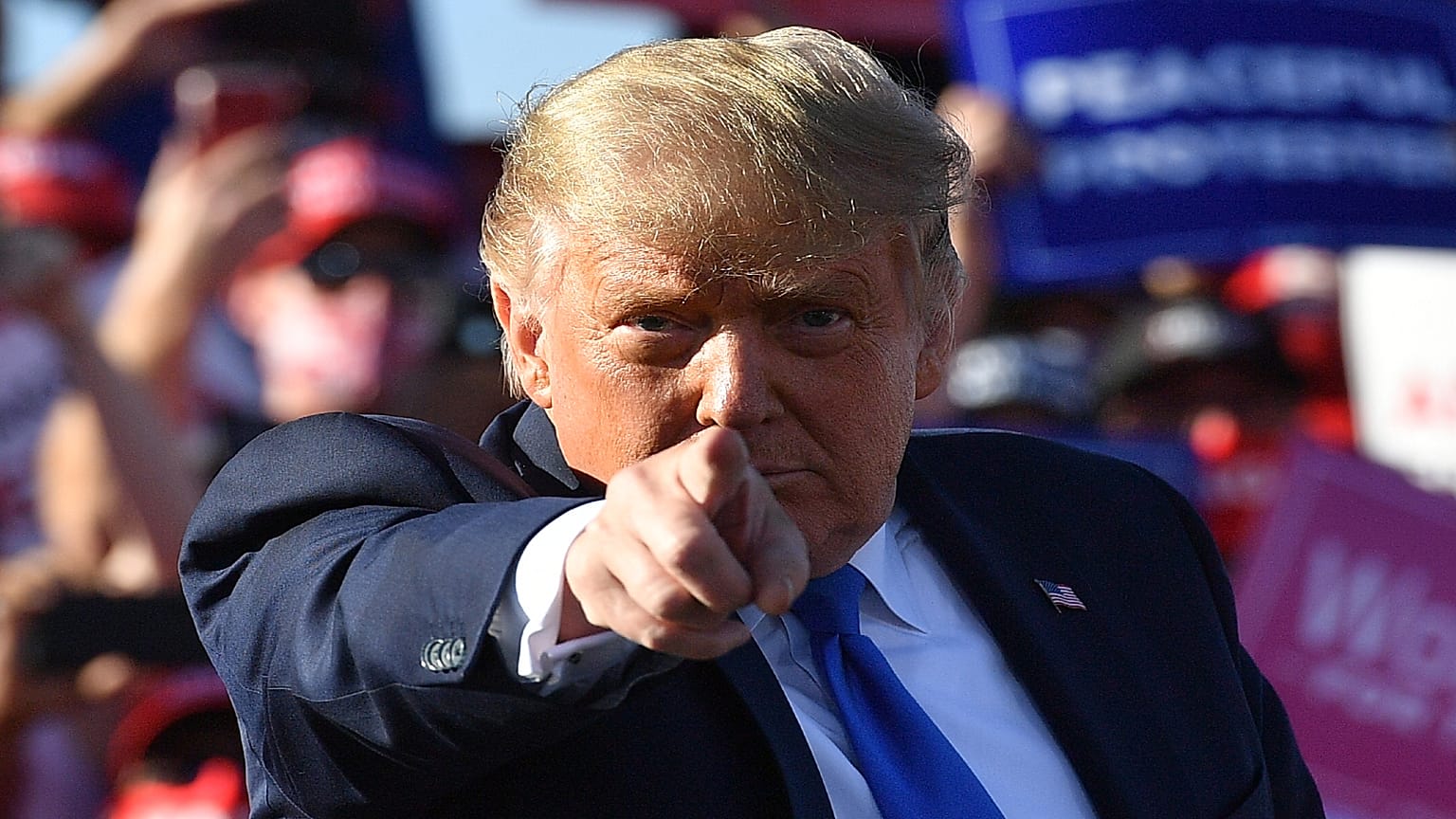 الرئيس الأمريكي دونالد ترامب