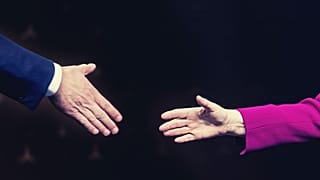 دست دادن زن و مرد