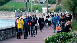 Irlanda e País de Gales reconfinam
