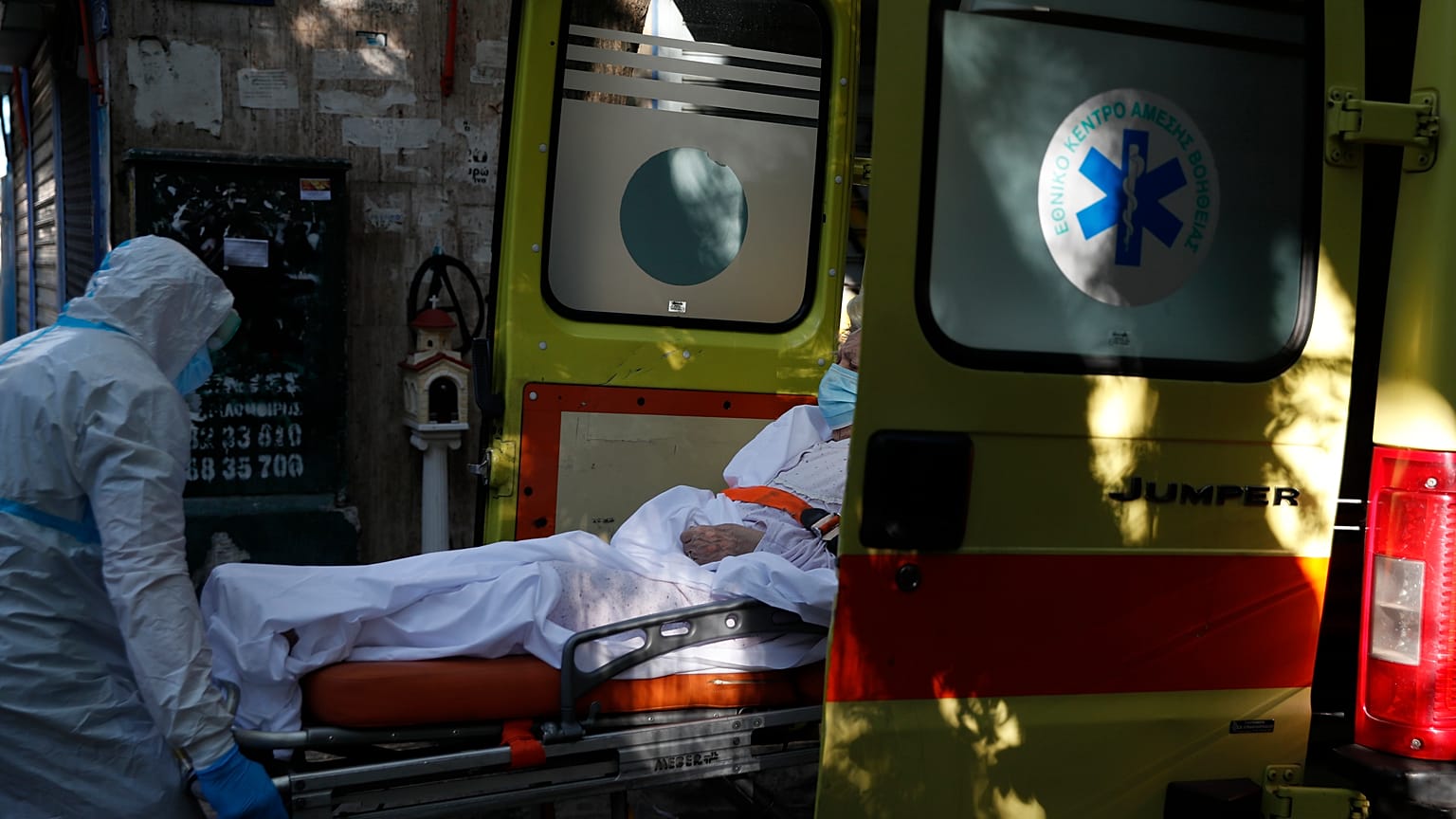 GREECE VIRUS OUTBREAK
