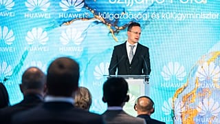 Szijjártó Péter külügyminiszter a Huawei rendezvényén