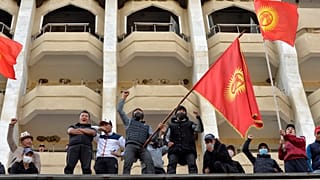 Митинг сторонников Садыра Жапарова.