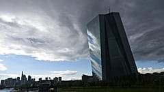 Philip Lane: "ecologizar la economía requiere mucha inversión"