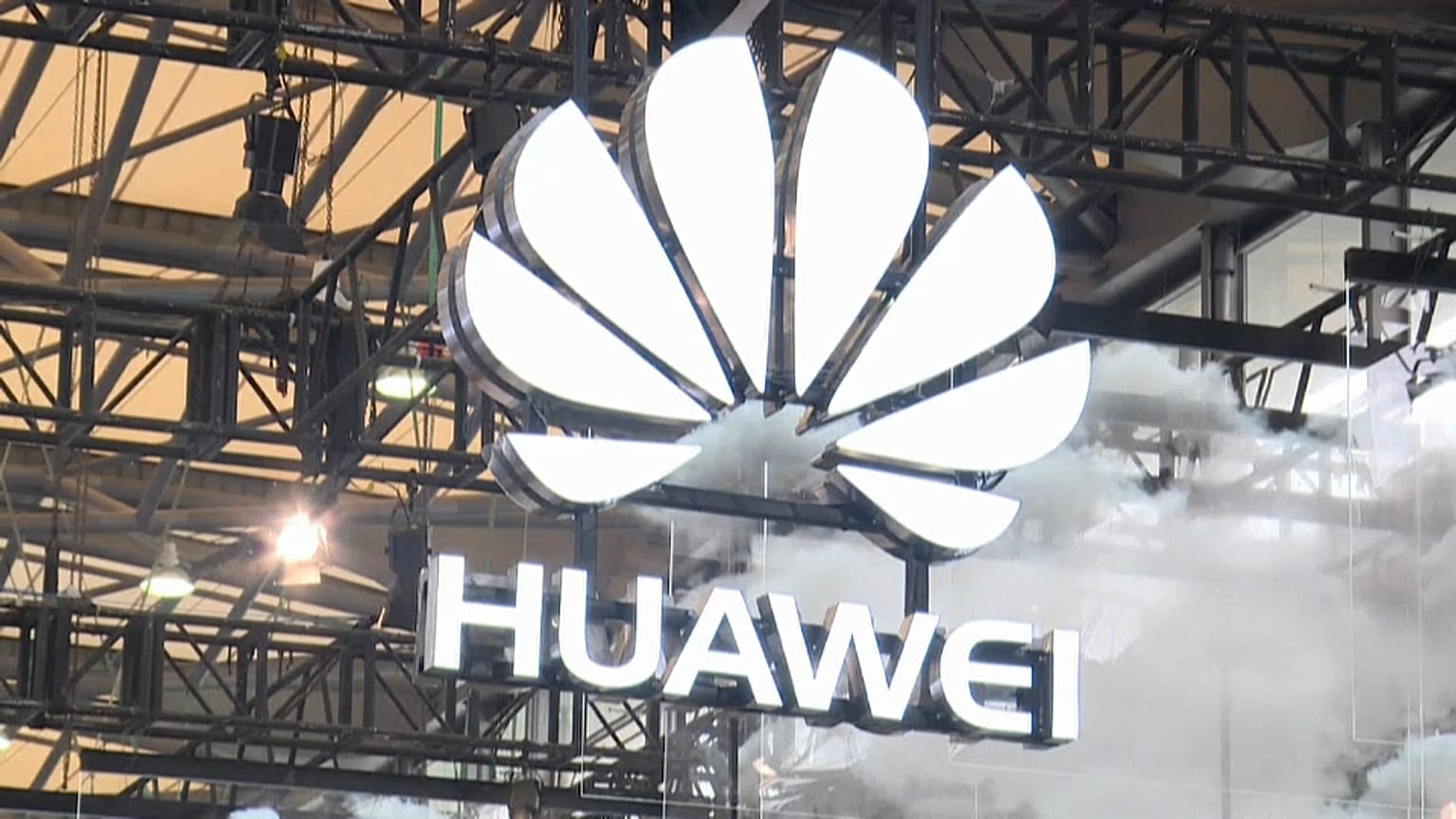 Πεκίνο εναντίον Στοκχόλμης για τις Huawei και ZTE