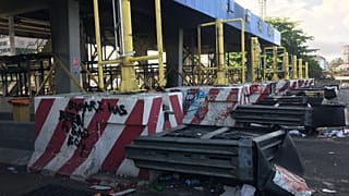 Lagos'ta sokağa çıkma yasağı ilan edildi