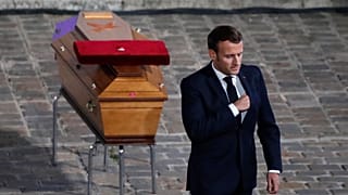 Emotivo homenaje nacional en Francia al profesor Paty
