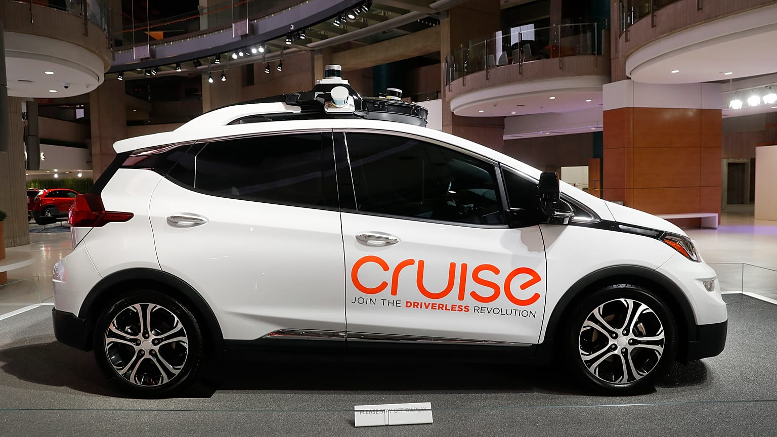 Cruise AV sürücüsüz araç üretiminde önde gelen şirketlerden