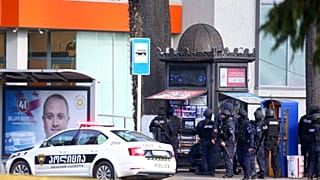 Gürcistan'daki rehine krizi sona erdi, saldırgan kaçtı