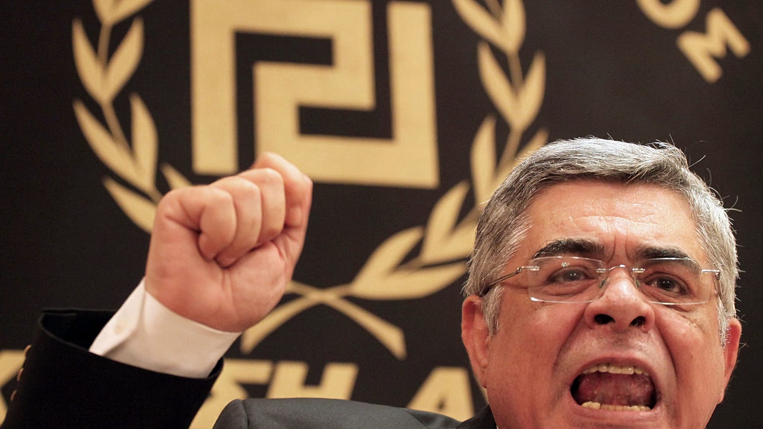 Archives : le dirigeant du parti néo-nazi grec Aube dorée, Nikos Michaloliakos, à Athènes, le 6 mai 2012