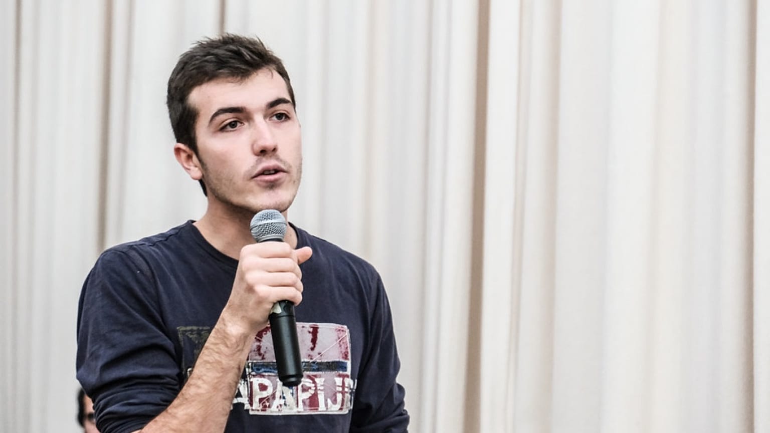 Miembro del Grupo Asesor de la Juventud del Secretario General de las Naciones Unidas, Director de Youth4Nature en Europa y cofundador de Generation Climate Europe, todo un CV