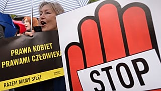 "Döntési lehetőséget akarunk, nem elnyomást!" - az abortusz szigorítása ellen tüntetők szlogenje