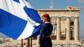Έπαρση σημαίας στην Ακρόπολη (αρχείο)