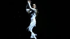 Rosalía durante su actuación en los Premios Grammy, Los Ángeles, Estados Unidos, 26 de enero 2020