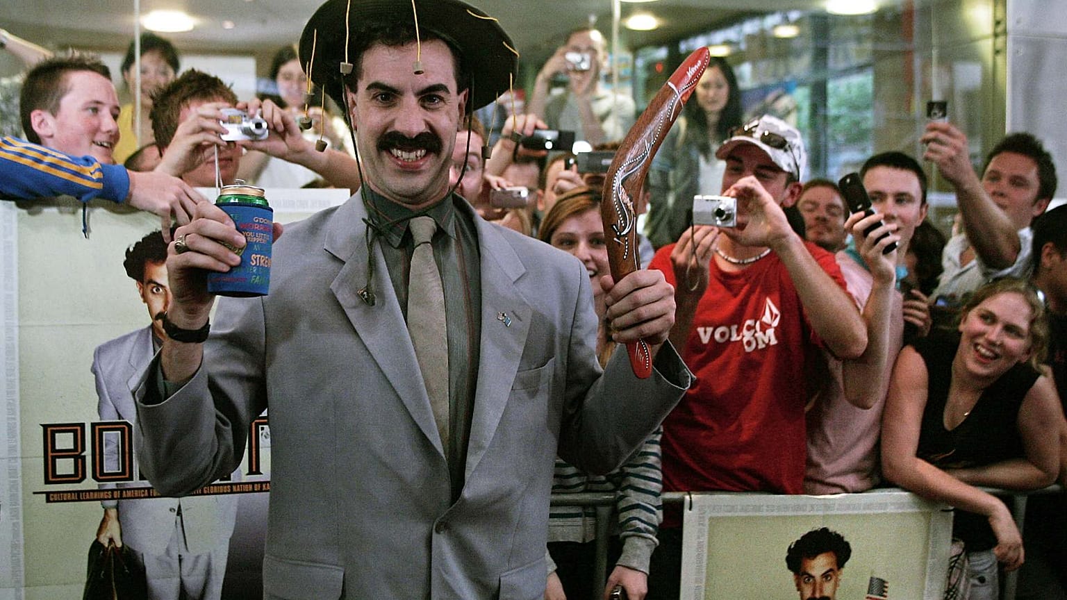 الممثل الكوميدي البريطاني ساشا بارون كوهين في العرض الأول لفيلم "بورات" ،سيدني 13 نوفمبر / تشرين الثاني 2006