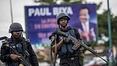Kamerun'un güneybatısından bulunan Kumba şehrinde bir okula düzenlenen saldırıda en az 8 çocuk hayatını kaybetti