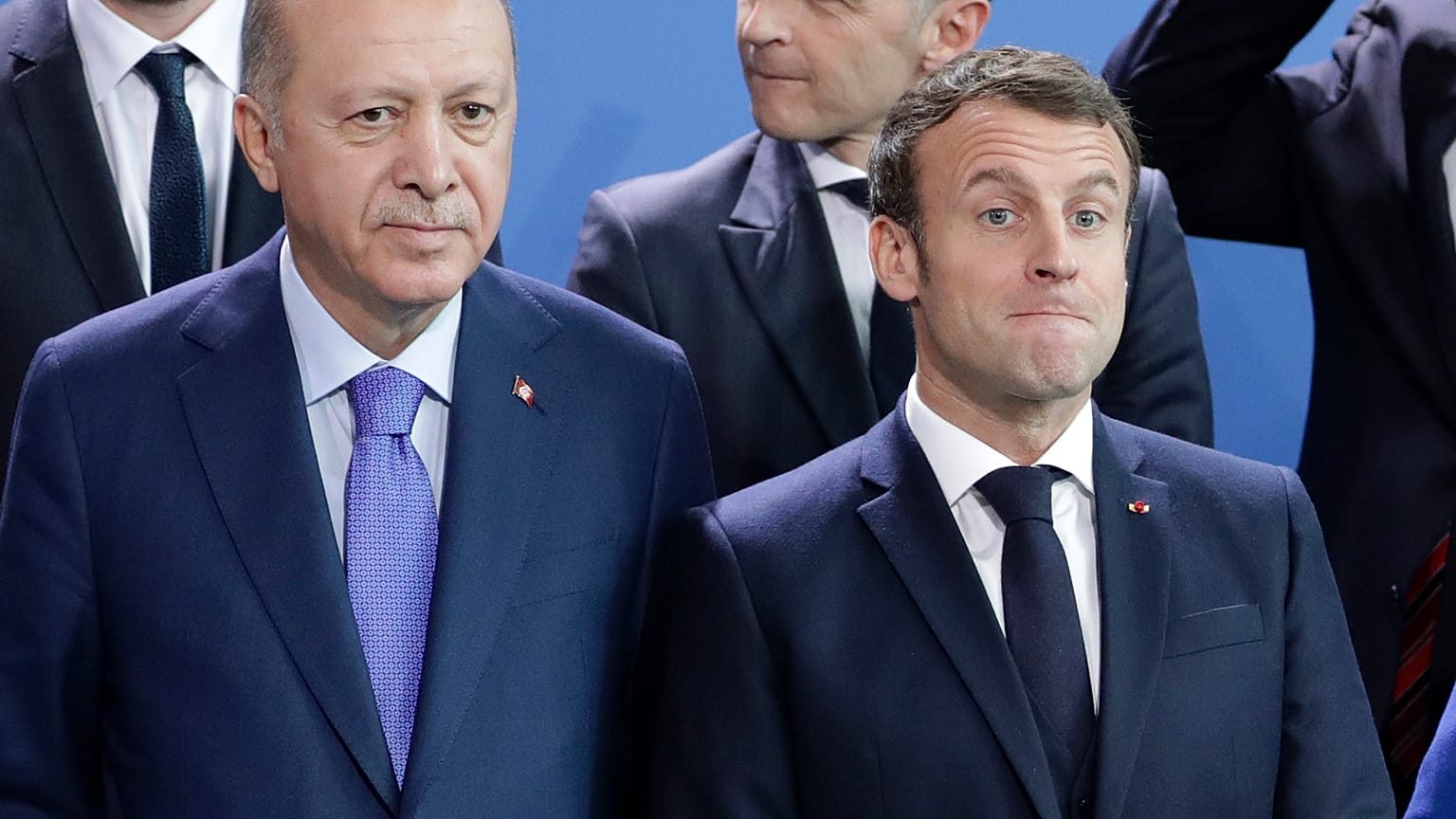 Erdogan non si scusa e continua ad offendere il presidente Macron