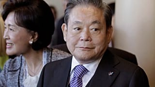 A cégóriás elnöke, Lee Kun-hee 78 éves volt.